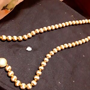 Necklaces vintage monte